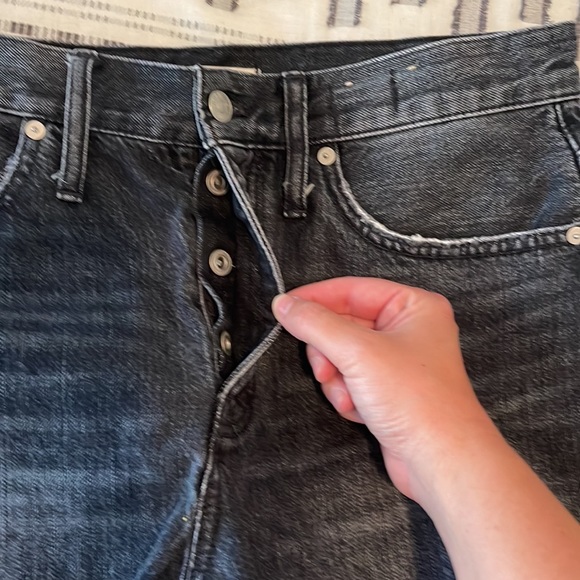 Madewell black denim shorts - Picture 3 of 5